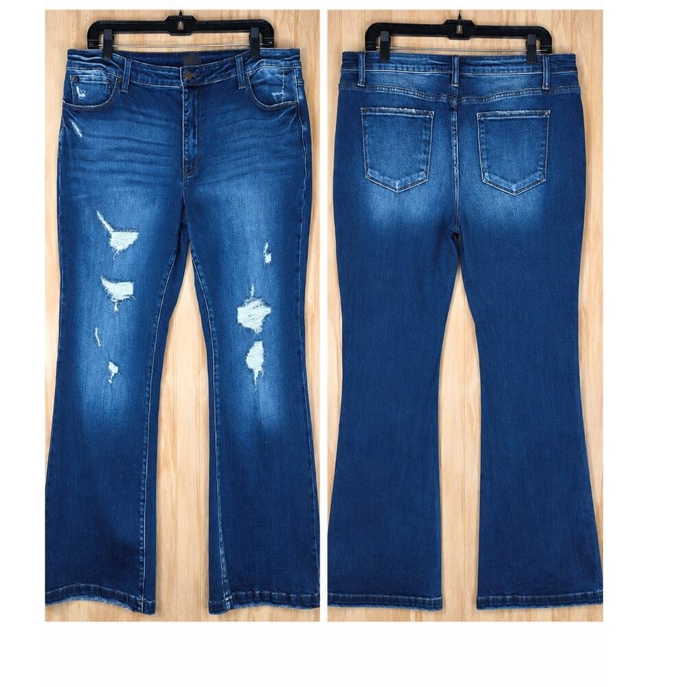 Petra 153 Ashton Flare Distressed Dark Wash Jeans NWT Size 20W